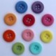 Boutons Unis avec 4 Trous en Resine 15mm - Lot de 50 Couleurs Mixte